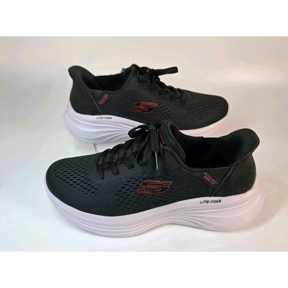 Skechers Hands Free Swift Fit Woman's Sz 9 Lite-Foam Laced Sneakers‎